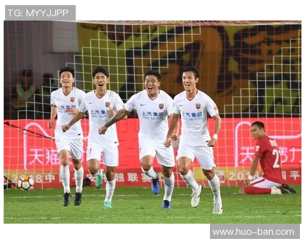 武汉网球队的崛起与荣耀：揭秘他们背后的训练与奋斗故事